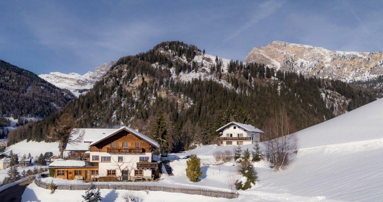Villa Al Bosco Selva di Val Gardena Exterior photo